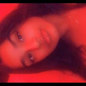 Meet your Posher, Parineet